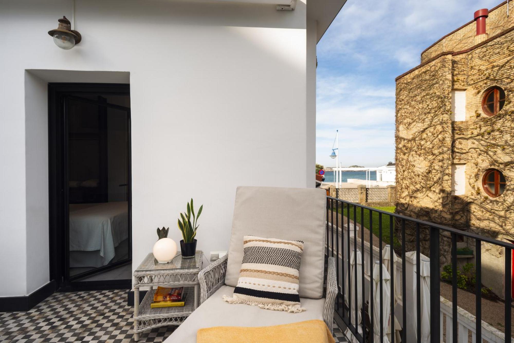 La Playa Suites Suances Εξωτερικό φωτογραφία